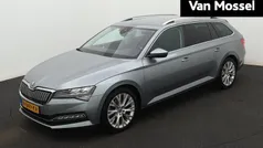 Grijs Gebruikt 2020 Skoda Superb Business Line Stationwagen | € 21.944 (Super prijs)