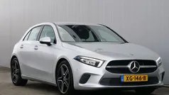Grijs, metallic lak Gebruikt 2018 Mercedes A200 Business Hatchback | € 21.950 (Goede deal)