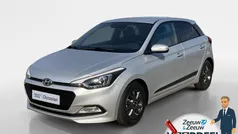 Sleek silver metallic (rys) Gebruikt 2019 Hyundai i20 Edition Hatchback | € 11.750 (Eerlijke prijs)