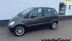 Grijs Gebruikt 2003 Mercedes A140 Classic MPV | € 1.150 (Goede deal)