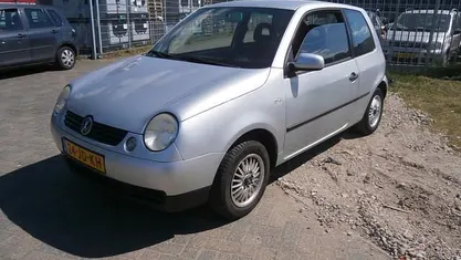 Grijs Gebruikt 2002 VW Lupo Trendline Hatchback | € 1.249 (Eerlijke prijs)