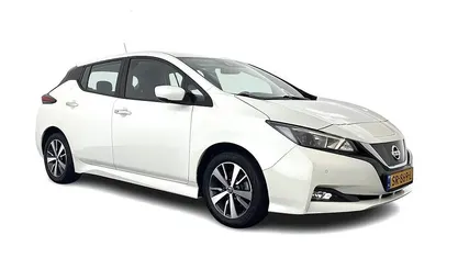 Occasion Nissan Leaf Acenta 110 kW (150 PK) 2018 Wit Hatchback