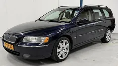 Blauw Gebruikt 2005 Volvo V70 Summum Stationwagen | € 5.945 (Eerlijke prijs)