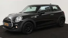 Gebruikt 2017 Mini Cooper Business Hatchback | € 12.900 (Goede deal)