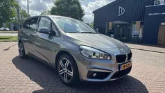 Gebruikt 2017 BMW 216 Executive Stationwagen | € 14.850 (Eerlijke prijs)