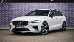 Gebruikt 2021 Volvo V60 R-Design Stationwagen | € 28.399 (Eerlijke prijs)