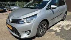 Grijs Gebruikt 2014 Toyota Verso Business Edition MPV | € 14.950 (Eerlijke prijs)