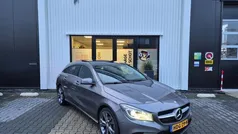Grijs, metallic lak Gebruikt 2016 Mercedes CLA180 Shooting Brake Stationwagen | € 17.950 (Eerlijke prijs)