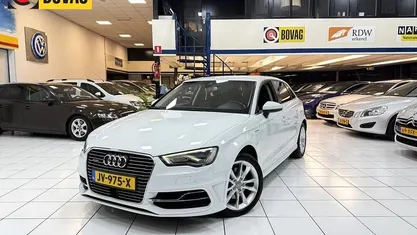 Occasion 2017 Audi A3 Sportback e-tron Comfort Hatchback | € 11.150 (Super prijs)