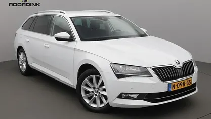 Occasion 2019 Skoda Superb Stationwagen | € 19.999 (Goede deal)