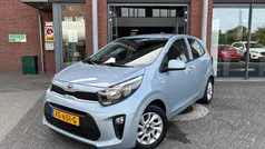 Blauw Gebruikt 2019 Kia Picanto Hatchback | € 9.250 (Eerlijke prijs)