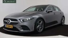 Grijs Gebruikt 2018 Mercedes A200 Premium Hatchback | € 23.445 (Goede deal)