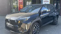 Zwart Gebruikt 2022 Toyota Yaris Cross Style SUV | € 28.499 (Eerlijke prijs)