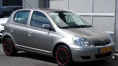 Gebruikt 2003 Toyota Yaris Sol Hatchback | € 2.450 (Eerlijke prijs)