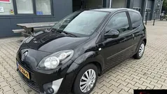 Zwart Gebruikt 2007 Renault Twingo Authentique Hatchback | € 1.895 (Eerlijke prijs)