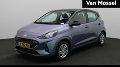 Blauw Gebruikt 2024 Hyundai i10 Premium Hatchback | € 16.940 (Eerlijke prijs)