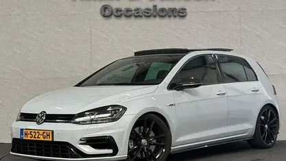 Occasion 2017 VW Golf VII R Hatchback | € 26.495 (Eerlijke prijs)