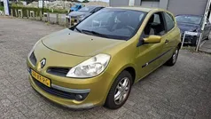 Gebruikt 2007 Renault Clio II Dynamique Hatchback | € 899 (Super prijs)