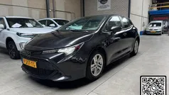 Zwart Gebruikt 2022 Toyota Corolla Active Hatchback | € 19.950 (Eerlijke prijs)