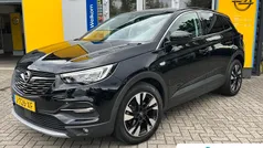 Zwart Gebruikt 2020 Opel Grandland X Innovation SUV | € 19.595 (Eerlijke prijs)