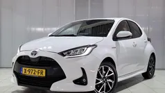 Wit Gebruikt 2021 Toyota Yaris Hybrid Style Hatchback | € 21.844 (Eerlijke prijs)