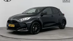 Gebruikt 2023 Toyota Yaris Hybrid Executive Hatchback | € 27.445 (Eerlijke prijs)