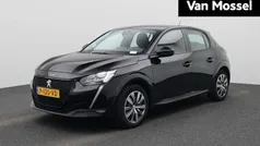 Zwart Gebruikt 2022 Peugeot e-208 Active Hatchback | € 14.900 (Goede deal)