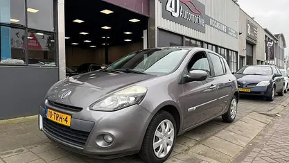 Occasion Renault Clio IV Authentique 75 PK (55 kW) 2012 Hatchback