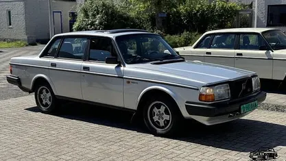 Grijs Gebruikt 1984 Volvo 240 Sedan | € 11.950