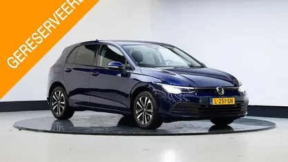 Occasion VW Golf VII Life 110 PK (80 kW) 2021 Blauw Hatchback