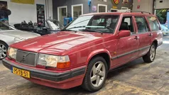 Rood Gebruikt 1996 Volvo 940 | € 3.950