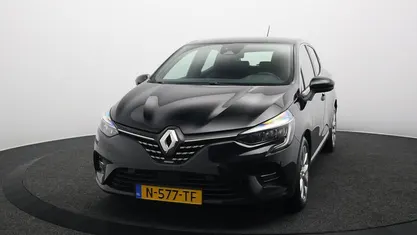 Zwart Occasion 2022 Renault Clio V Intens Hatchback | € 13.845 (Eerlijke prijs)