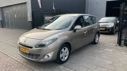 Occasion Renault Grand Scénic III Dynamique 131 PK (96 kW) 2010 Beige MPV