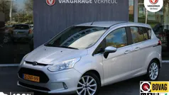 Grijs Gebruikt 2015 Ford B-MAX Titanium MPV | € 7.895 (Eerlijke prijs)