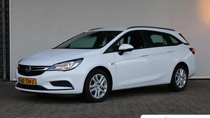 Occasion 2017 Opel Astra Edition Stationwagen | € 11.895 (Eerlijke prijs)