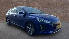 Blauw Gebruikt 2019 Hyundai Ioniq Premium Sedan | € 15.999 (Eerlijke prijs)