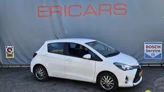 Wit Gebruikt 2016 Toyota Yaris Hatchback | € 12.950 (Eerlijke prijs)