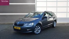 Grijs Gebruikt 2020 Skoda Octavia Business Line Stationwagen | € 21.450 (Eerlijke prijs)