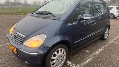 Blauw Gebruikt 2004 Mercedes A170 Elegance MPV | € 1.795 (Eerlijke prijs)