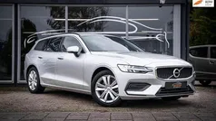 Gebruikt 2021 Volvo V60 Business Edition Stationwagen | € 26.495 (Super prijs)