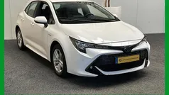 Wit Gebruikt 2021 Toyota Corolla Hatchback | € 19.240 (Goede deal)