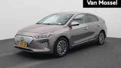 Bruin Gebruikt 2021 Hyundai Ioniq Premium Hatchback | € 17.900 (Eerlijke prijs)