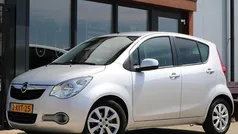 Grijs Gebruikt 2014 Opel Agila Hatchback | € 6.250 (Eerlijke prijs)
