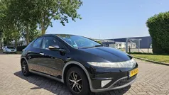 Zwart Gebruikt 2007 Honda Civic Sport Hatchback | € 2.699 (Eerlijke prijs)