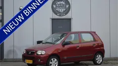 Rood, metallic lak Gebruikt 2003 Suzuki Alto Limited Hatchback | € 1.950 (Eerlijke prijs)