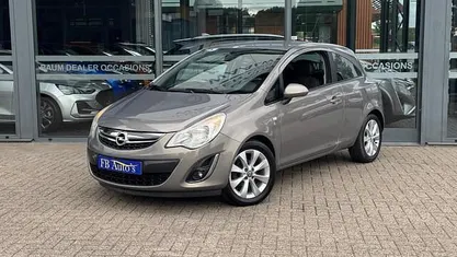 Occasion 2012 Opel Corsa Cosmo Hatchback | € 4.950 (Eerlijke prijs)