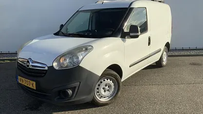 Gebruikt 2015 Opel Combo Edition Van | € 4.650 (Eerlijke prijs)