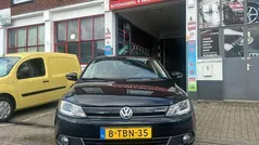 Zwart Gebruikt 2013 VW Jetta Highline Sedan | € 7.945 (Eerlijke prijs)