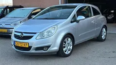 Grijs Gebruikt 2007 Opel Corsa Enjoy Hatchback | € 3.995 (Eerlijke prijs)