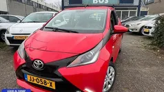 Gebruikt 2016 Toyota Aygo X-play Hatchback | € 6.890 (Eerlijke prijs)